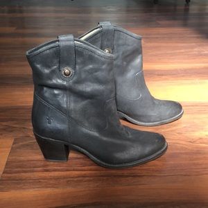 Frye Jackie Short Boot